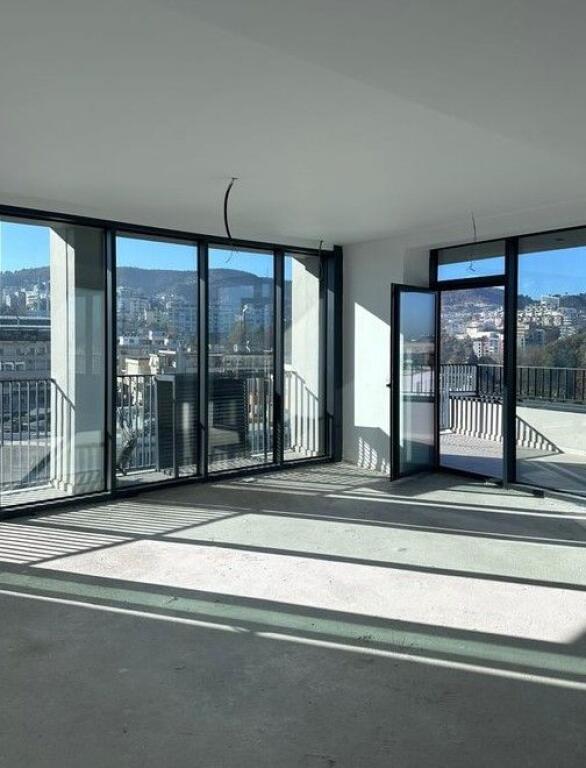 Shitet, Apartament 3+1+2, Lake View Residence, Tiranë