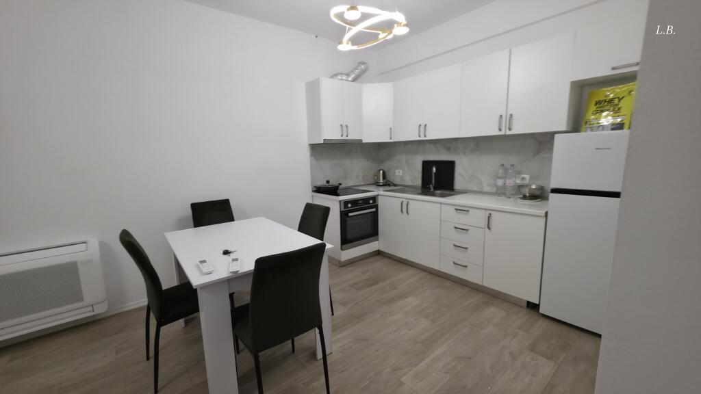 Jepet Apartament me Qira – FZ Residence