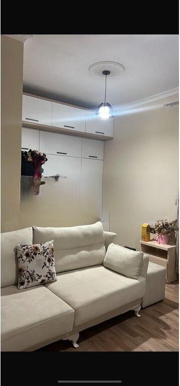 JEPET ME QIRA – APARTAMENT 1+1, FRESK 300 € /Muaj