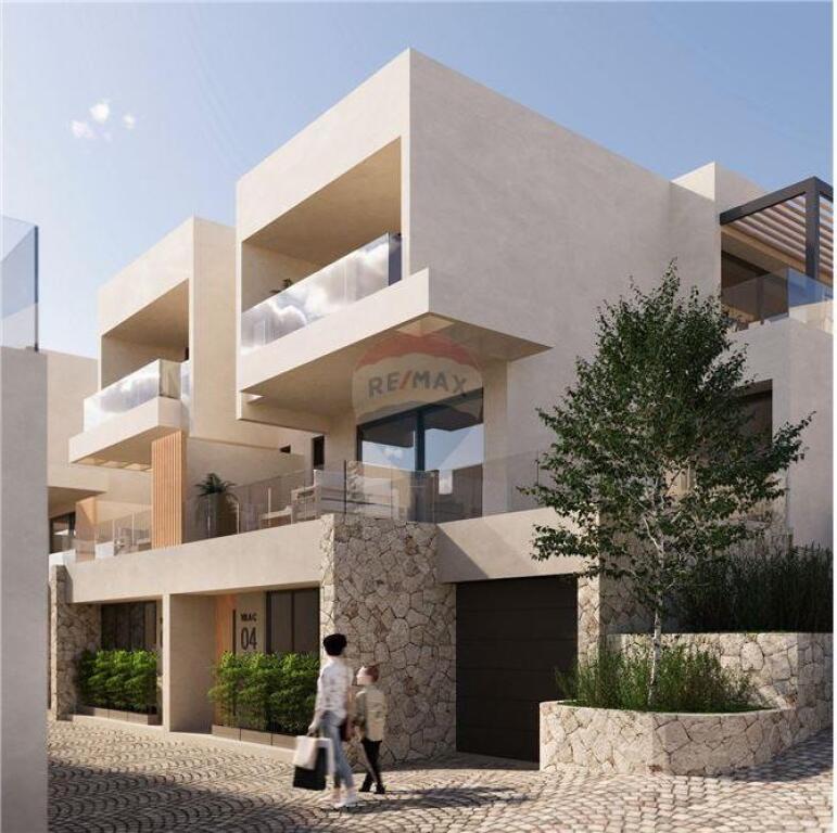 Villa - In Vendita - Vlorë, Vlorë(ID: 530401002-851)