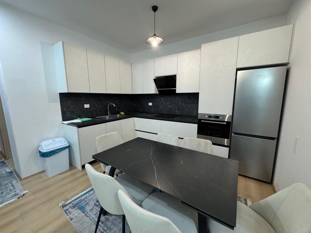 Apartament me qera 2+1+2+parkim Don Bosko