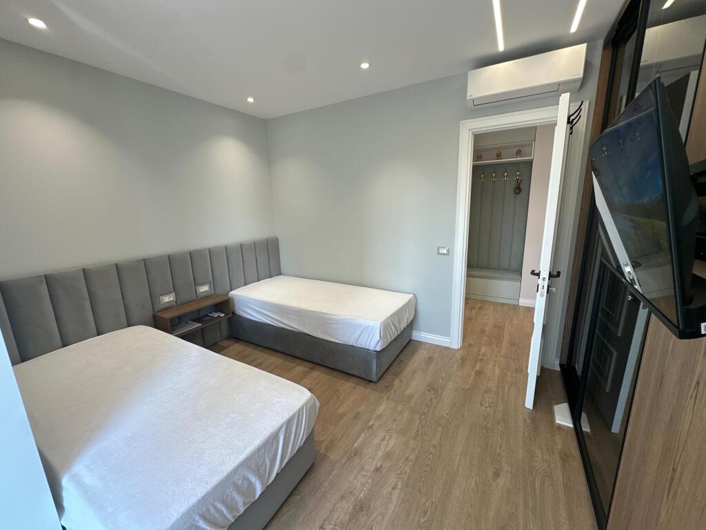 Apartment 2+1+2 for sale, Elbasanit Street