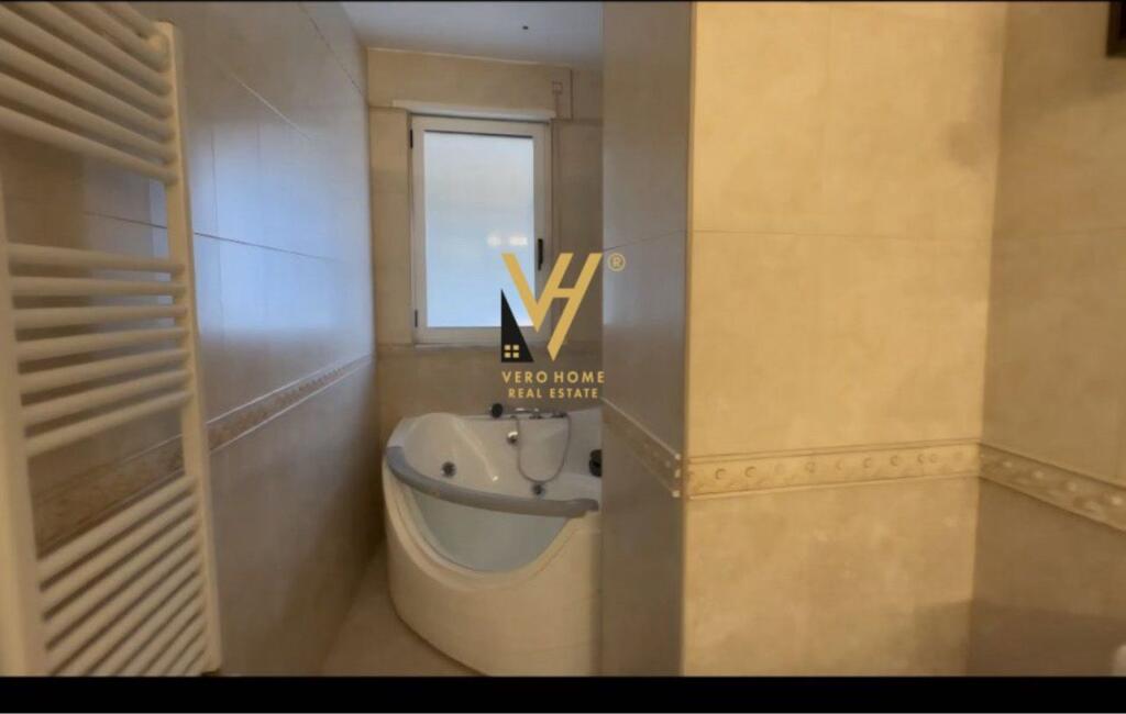 JEPET APARTAMENT 2+1+BLK ME QERA KOMUNA E PARISIT KIKA 1 80.000 LEKE