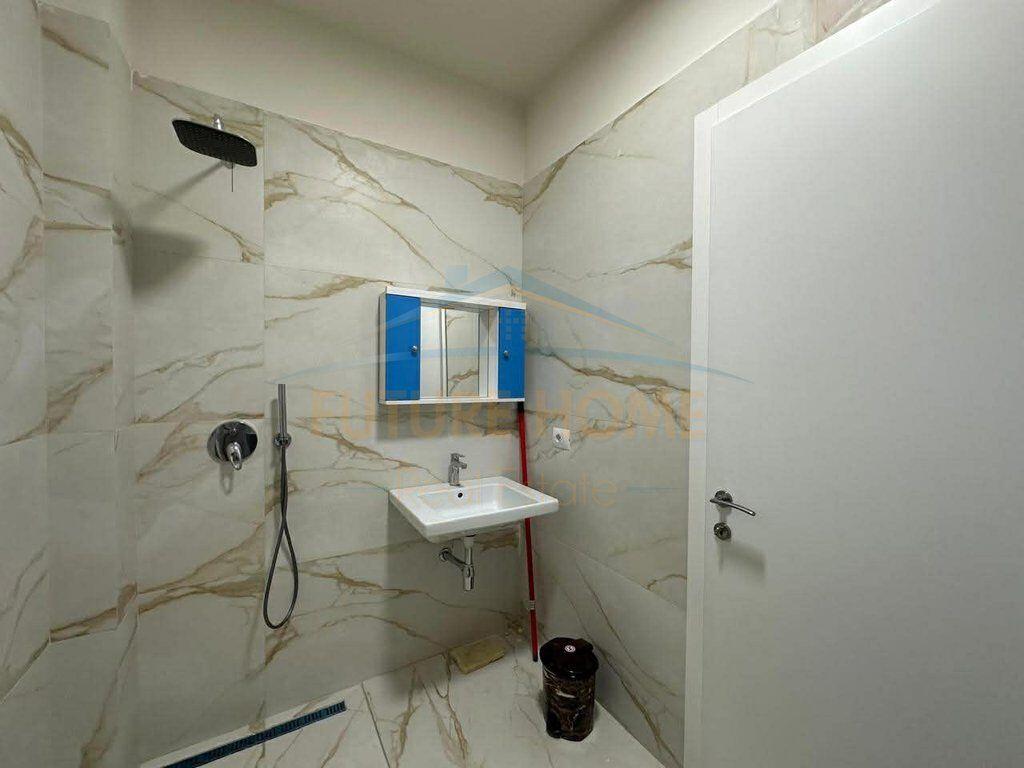 Qera, Apartament 1+1 + Post Parkimi , Pazari i Ri