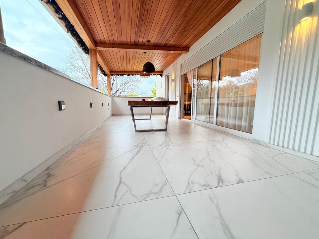 APARTAMENT 2+1 ME VERANDE PER SHITJE TEK KOPSHTI BOTANIK