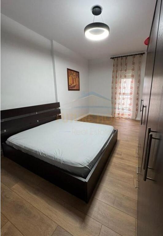 Apartament 2+1+2, Oxhaku , Tiranë