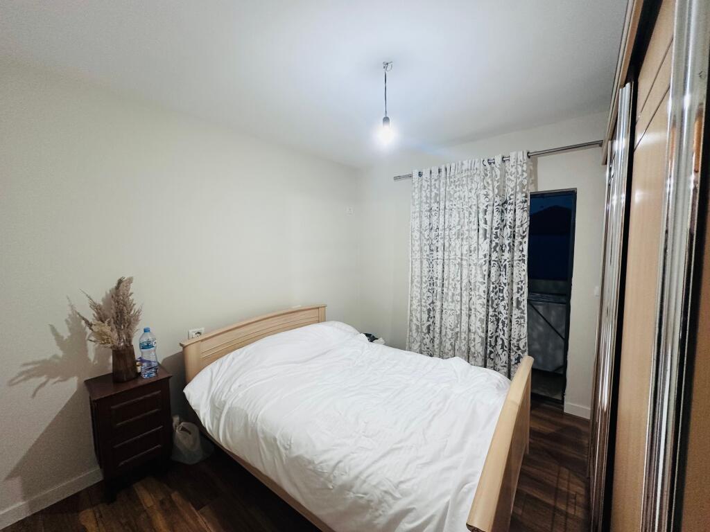 Jepet Me Qera Apartament 2+1+1 Ballkon