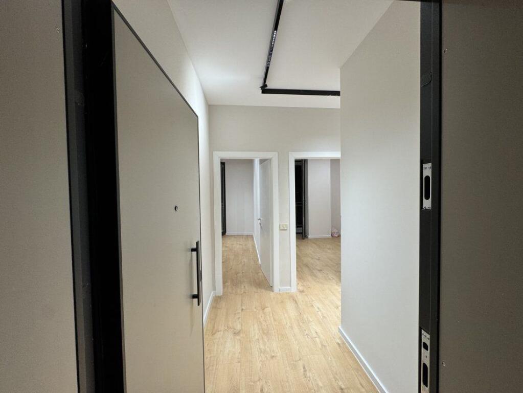 UFFICIO IN AFFITTO 94 M2 CENTRO 1.000 EURO