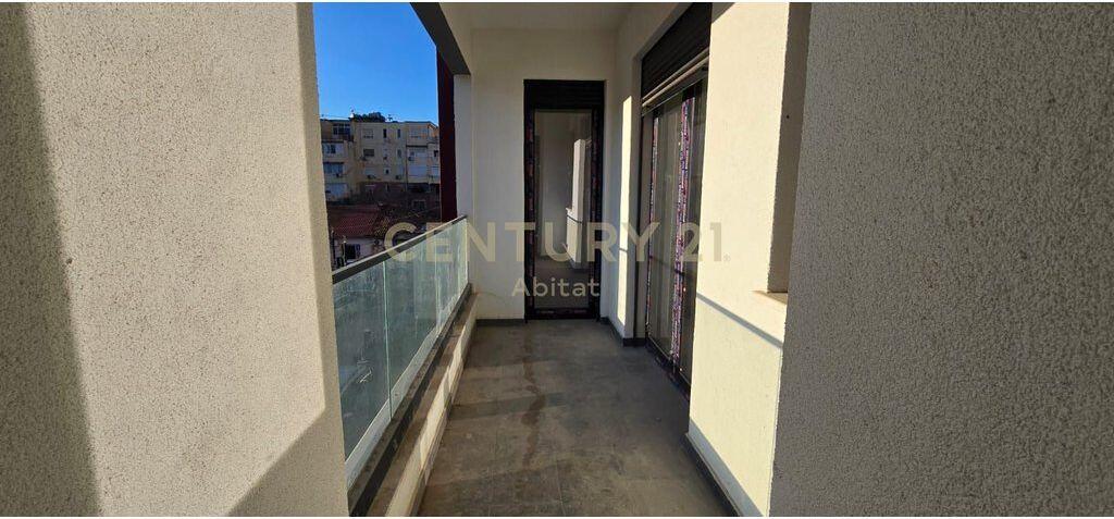 Apartment 2+1 for Rent – Paris Commune