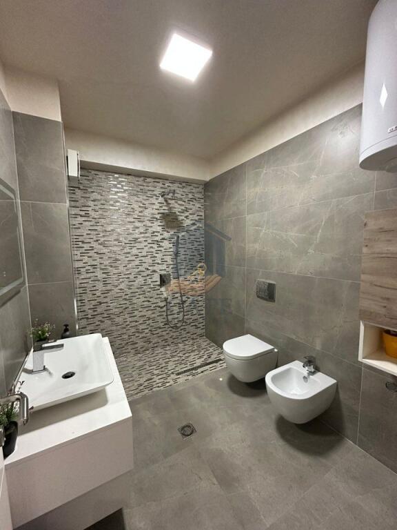 🏡 Appartamento 2+1+2 Bagni In Affitto