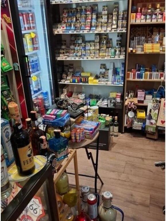 Biznes Tabachino per shitje ne zonen e Myslym Shyrit