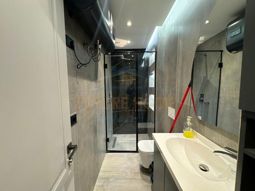 Shitet Apartament 1+1 Kodra Diellit 1 .
