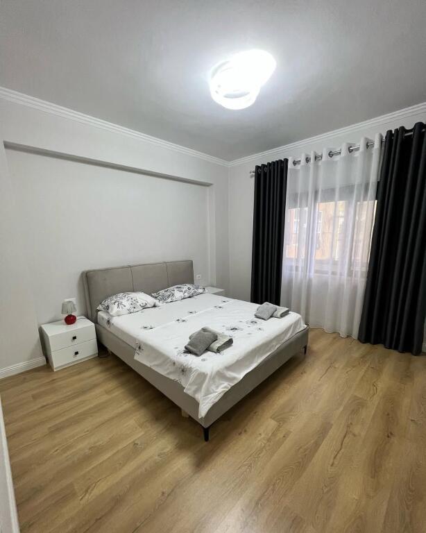 🏠 Apartment 2+1 for sale in Neighborhood 7, near the former Municipality, Korçë!