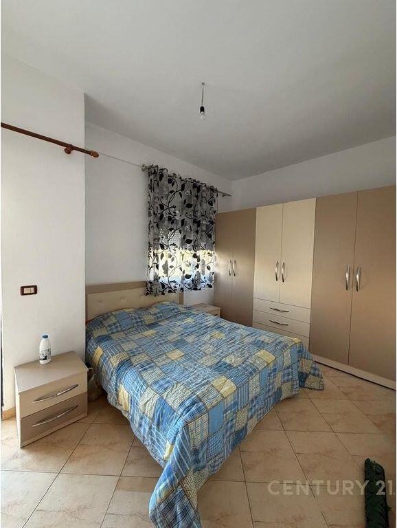 Ofrojme apartament per qira ne Don Bosko