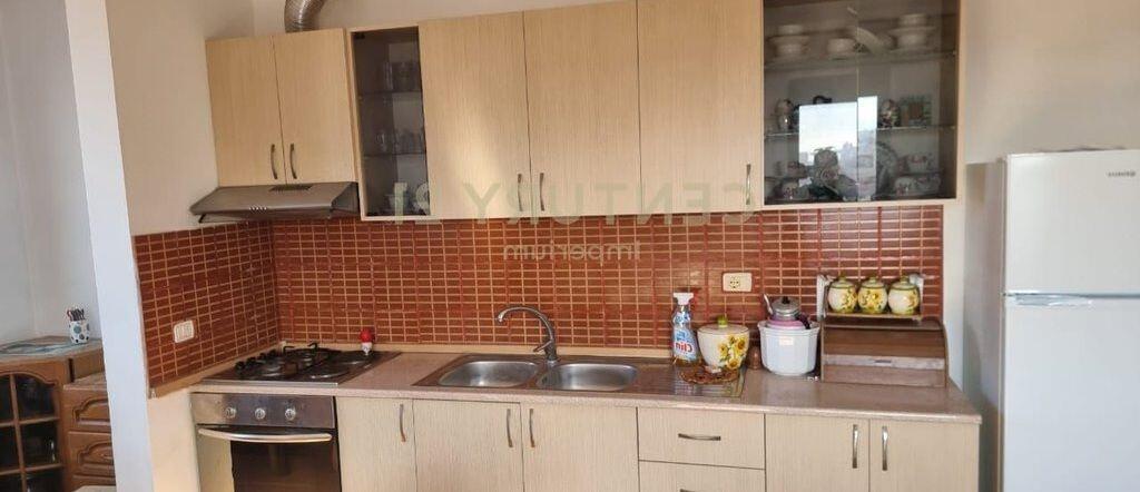 Jepet me Qera Apartament 1+1  në Yzberish, Tiranë