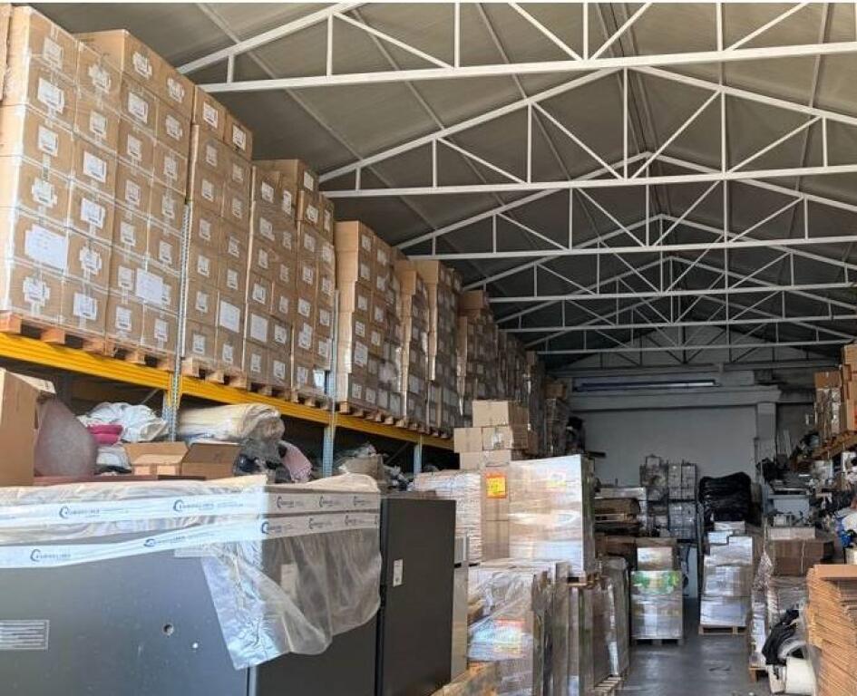 CAPANNONE INDUSTRIALE IN AFFITTO 600M2 IN VIA JORDAN MISJA