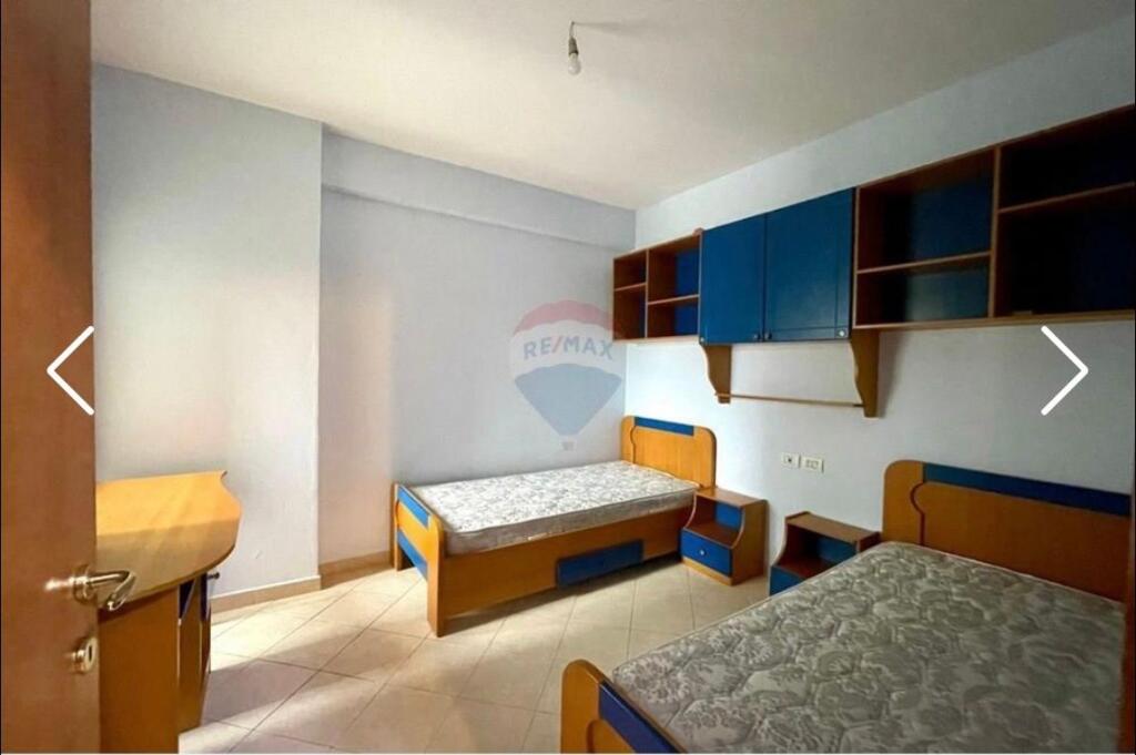 Apartament me qera te Rruga Robert Shvarc