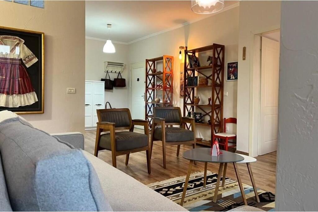 Apartment - For Rent - Ballet School, Tirana