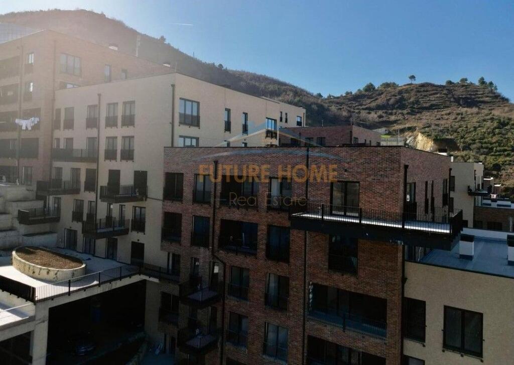 Apartment 3+1+2+verandas, near Residence Kodra e Diellit 2