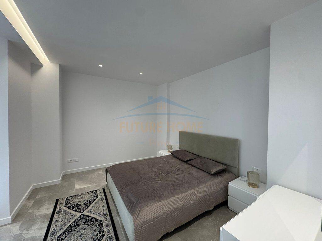 Qera , Apartament 2+1+2 , Pazari i Ri, Tirane