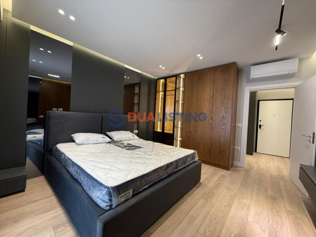 Qera – Apartament Premium 1+1 + 🅿️ Parkim i Përfshirë 📍 Zogu i Zi, përballë Ring Center
