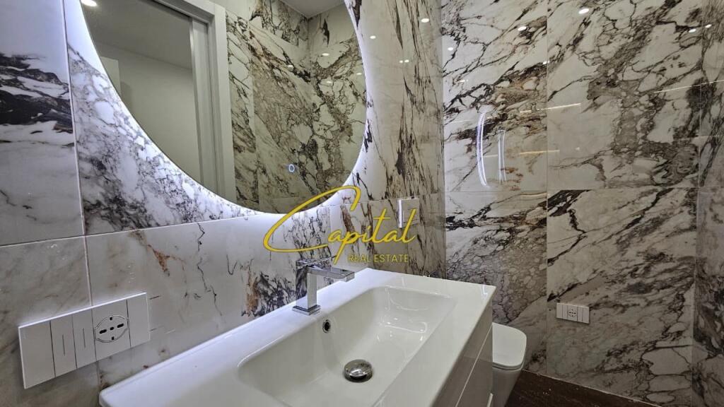 APARTMENT FOR RENT 2+1 CENTER 1,400 EURO