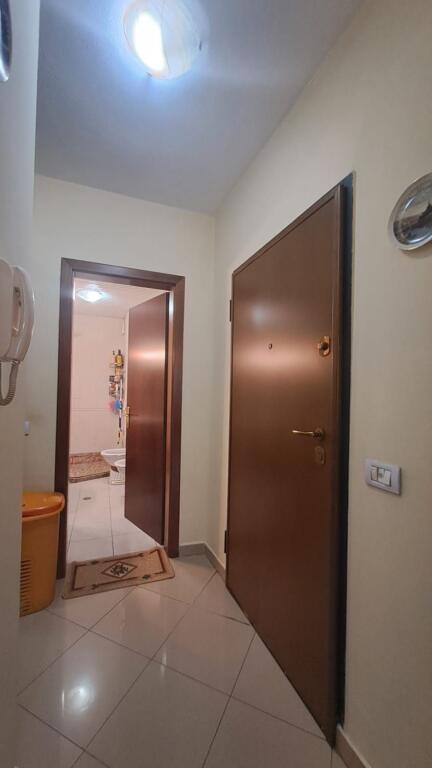 Vendesi in vendita 1+1 - Liceu Artistik