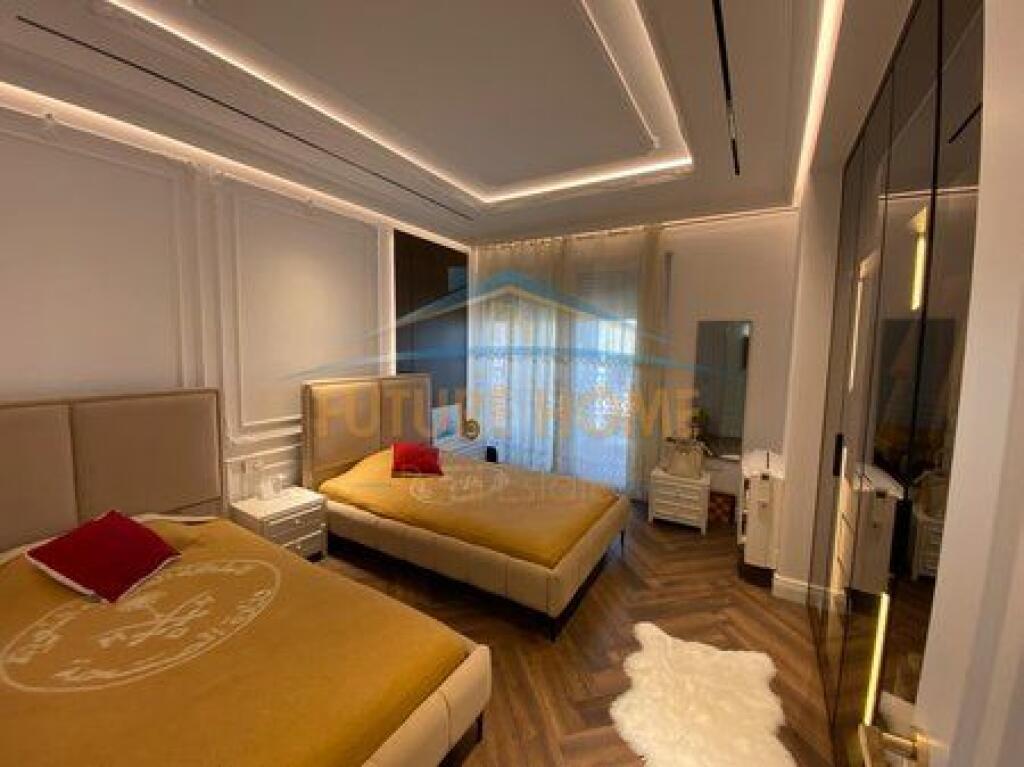 For sale, Apartment 4+1+3+2 Parking Spaces, Residence "EURO 3D", Tirana.