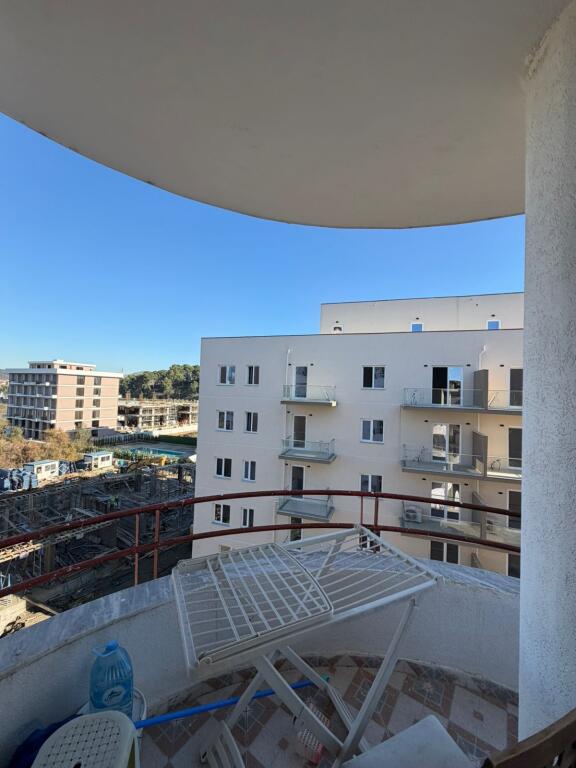 🏢 APARTAMENT 1+1 + POST PARKIMI | MALI I ROBIT