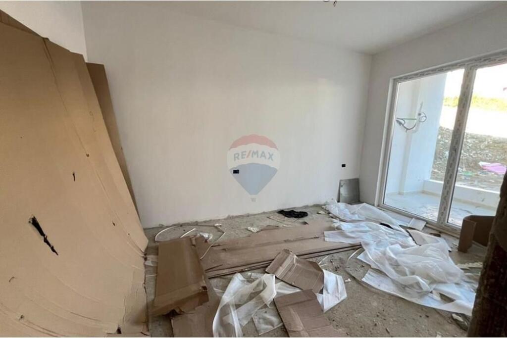 APARTAMENT 2+1 PER SHITJE TEK BAMIR TOPI