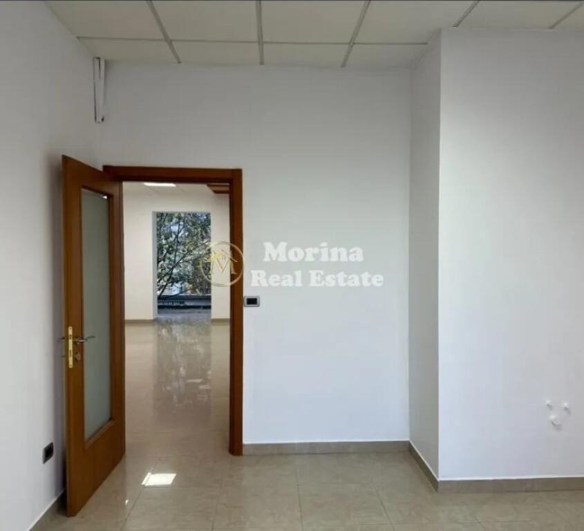 Rent | Business Premises | Blloku-Brigada VIII Street | 1000 €/month