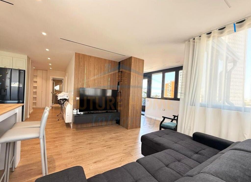 Apartament ne shitje 2+1+2+Depo, Rruga e Elbasanit, Tiranë.