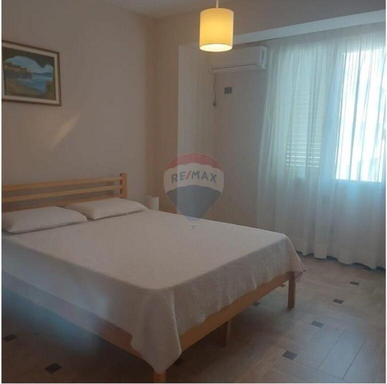 Penthouse Ekskluzive në Shitje – Lungomare, Vlorë