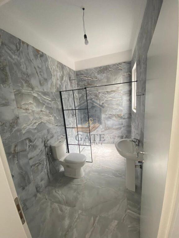 In vendita, appartamento 1+1 Shkembi i Kavajes, Durres