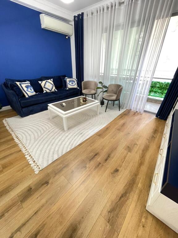 Jepet me qera apartament 1+1 Selvija 500€!