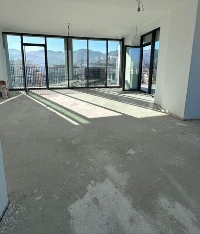 Shitet, Apartament 3+1+2, Lake View Residence, Tiranë