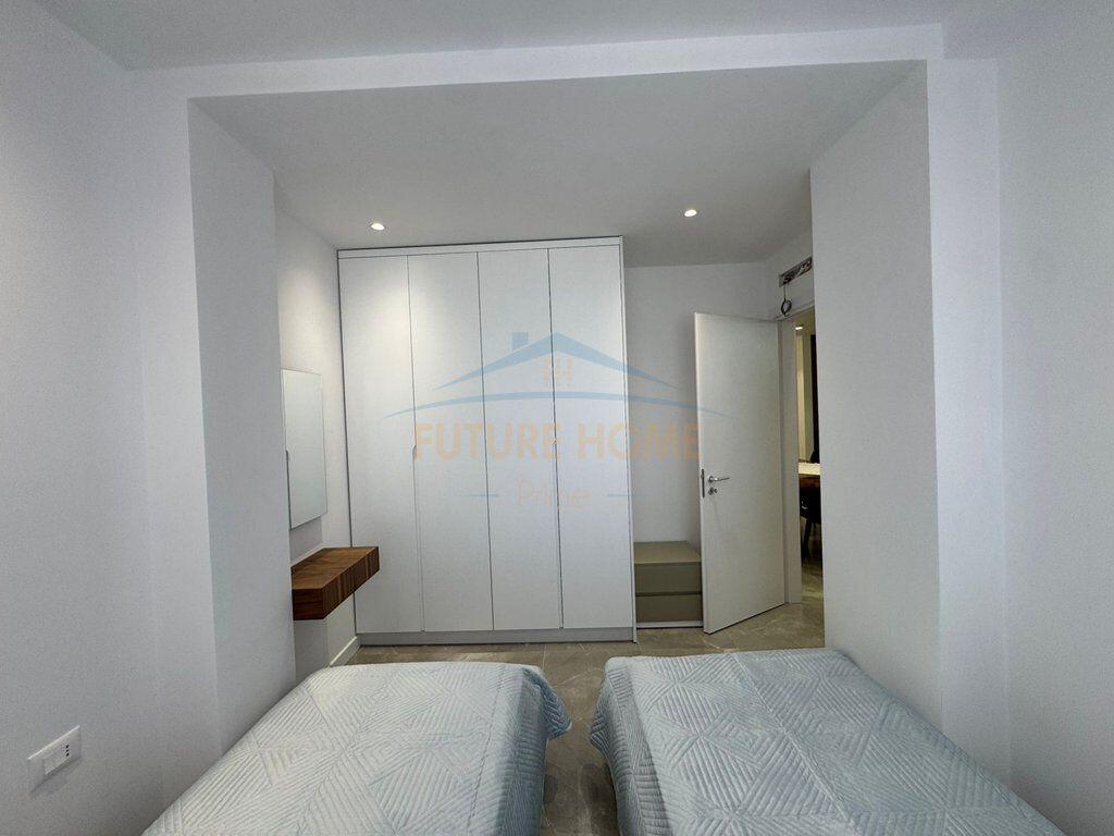 Qera , Apartament 2+1+2 , Pazari i Ri, Tirane
