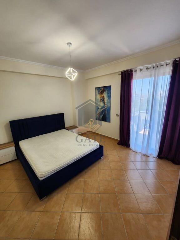 Shitet Apartament 2+1, Kati i 5-të me Ashensor