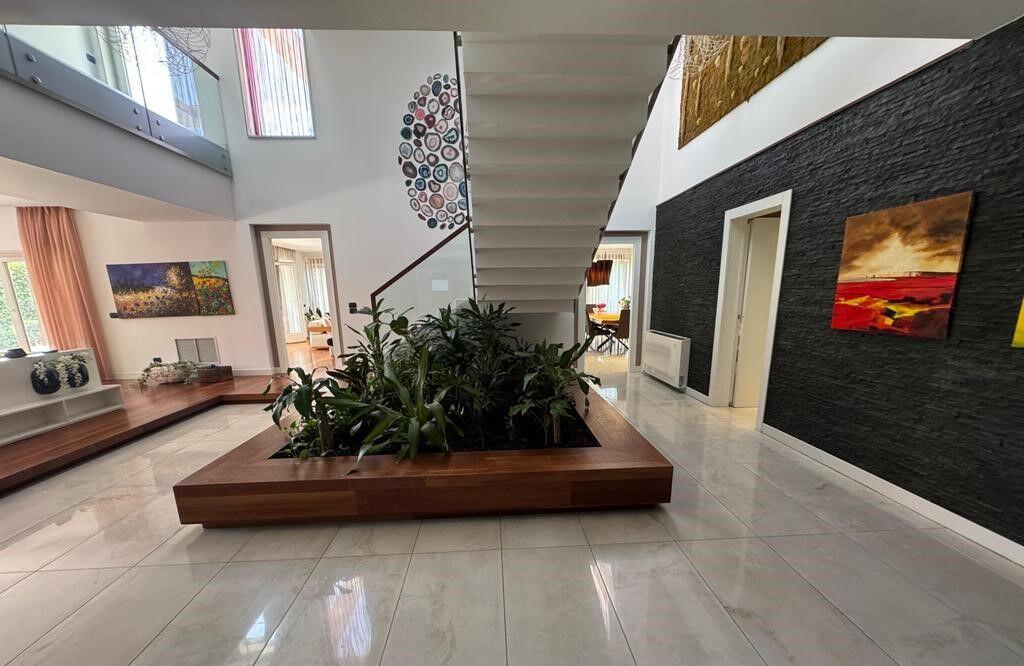 VILE INDIVIDUALE ME PISHINE PER QIRA PRANE TEG