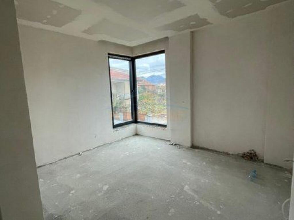 In vendita, Villa su 2 piani, Farke