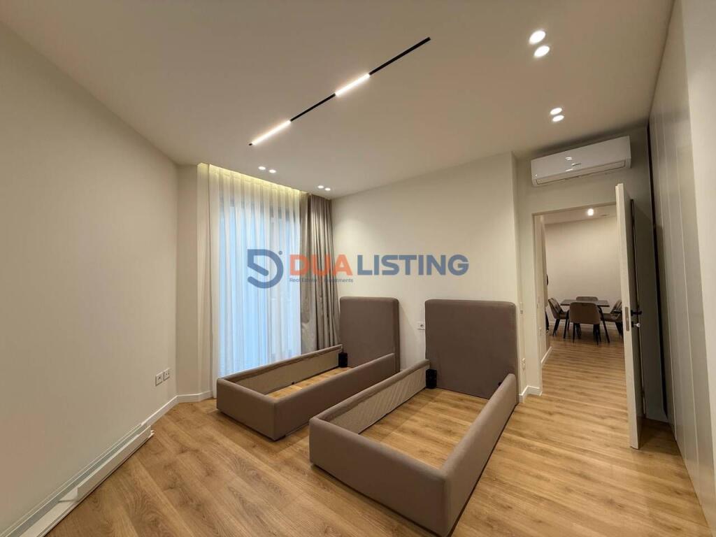 QIRA, APARTAMENT LUKSOZ 2+1+2 ME POST PARKIMI