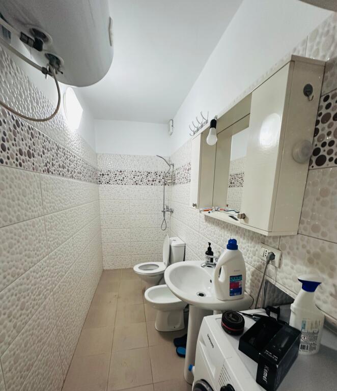 Jepet Me Qera Apartament 2+1+1 Ballkon