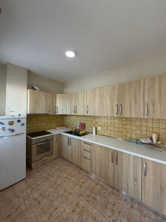 🏢 APARTAMENT 1+1 + POST PARKIMI | MALI I ROBIT