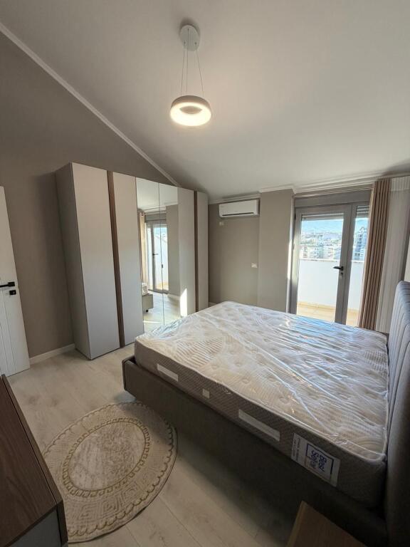 For rent 2+1 + parking dry lake 800 eu