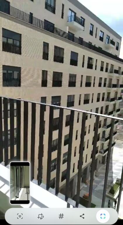 Jepet me qera 2+1 mobiluar fusha aviacionit pallat I ri 599 ep