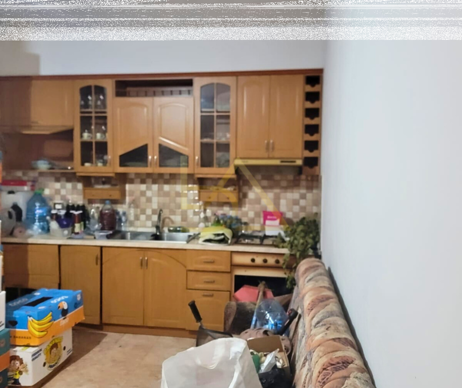 Shitet Vilë – Shkallnur, Durrës