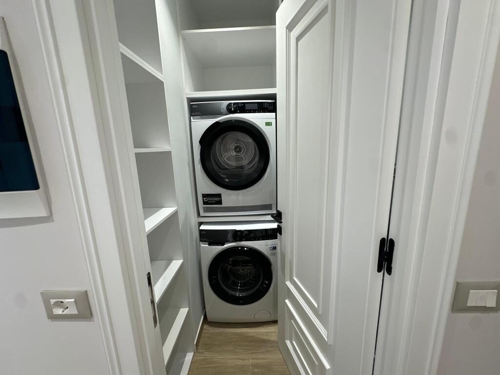 Apartment 2+1+2 for sale, Elbasanit Street