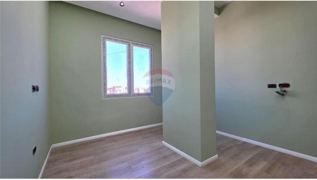 Penthouse Luksoze në Shitje – Lungomare, Vlorë