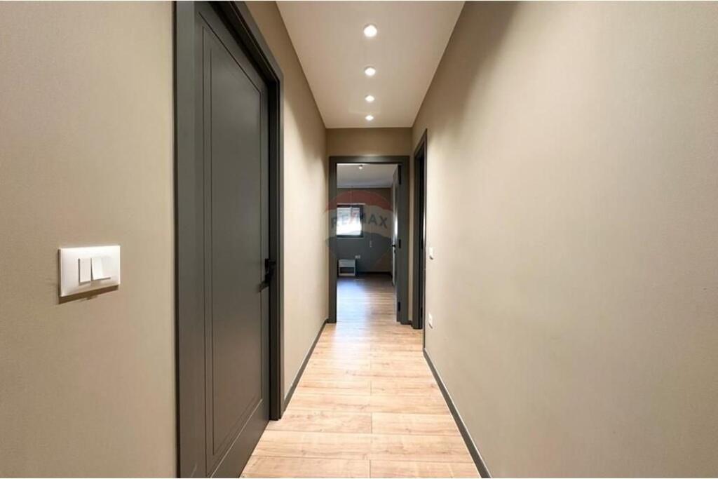 Appartamento - In Vendita - Farkë, Tirana(ID: 530191068-110)