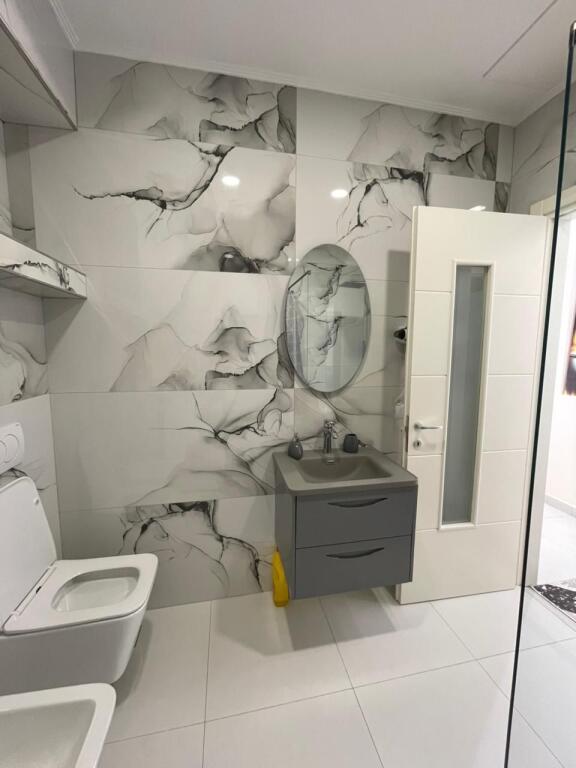 🏡 APARTAMENT ME QERA 1+1 PRANVERA DURES